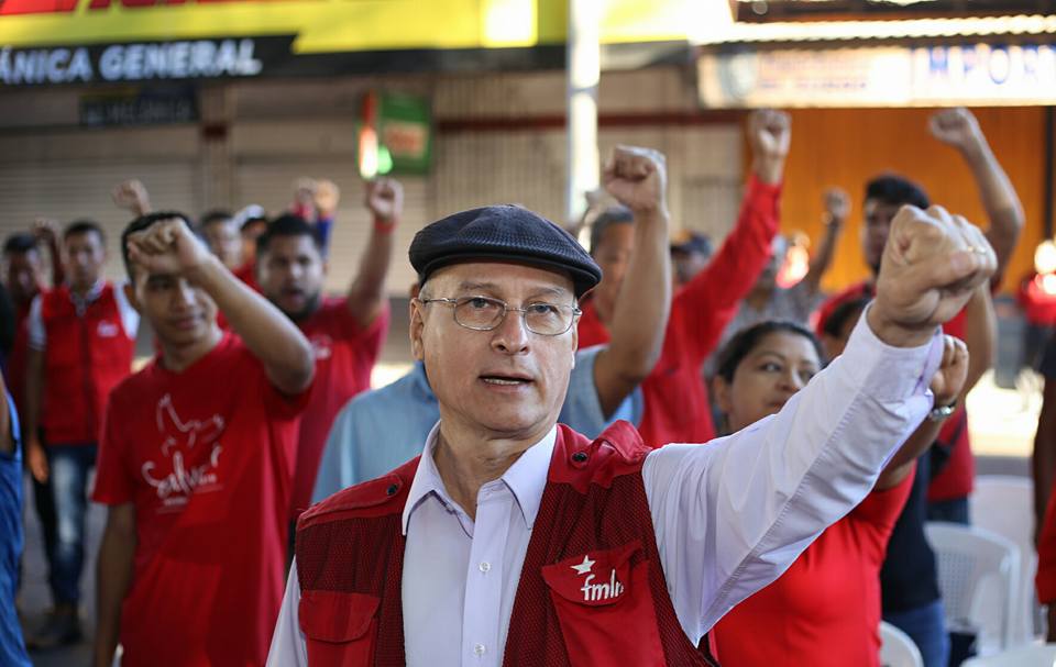 Diputado del FMLN asegura que salario de $3,800 apenas les alcanza para tomar el bus diputado-del-fmln-asegura-que-salario-de-3800-apenas-les-alcanza-para-tomar-el-bus
